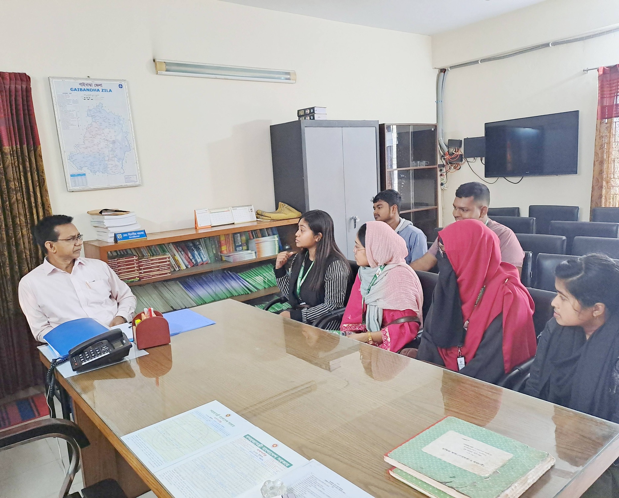 Courtesy Meeting Between Srijonshil Gaibandha and the Assistant Director of Youth Development in Gaibandha