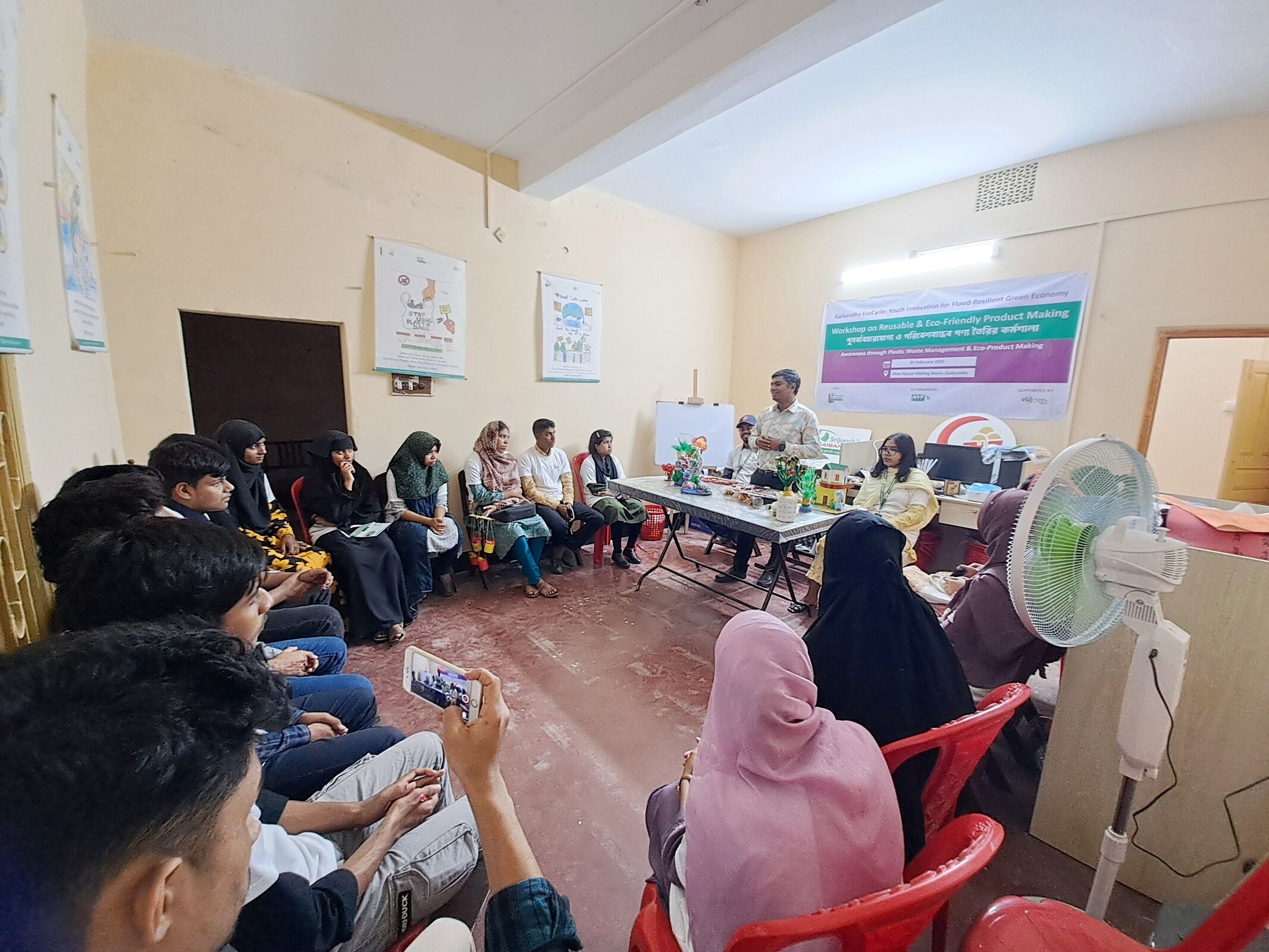 Workshop on Reusable and Eco-Friendly Product Development Held in Gaibandha - Image 3